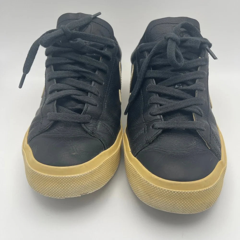 Veja Women 9 Black Leather Campo Sneakers Cream Logo Low Top